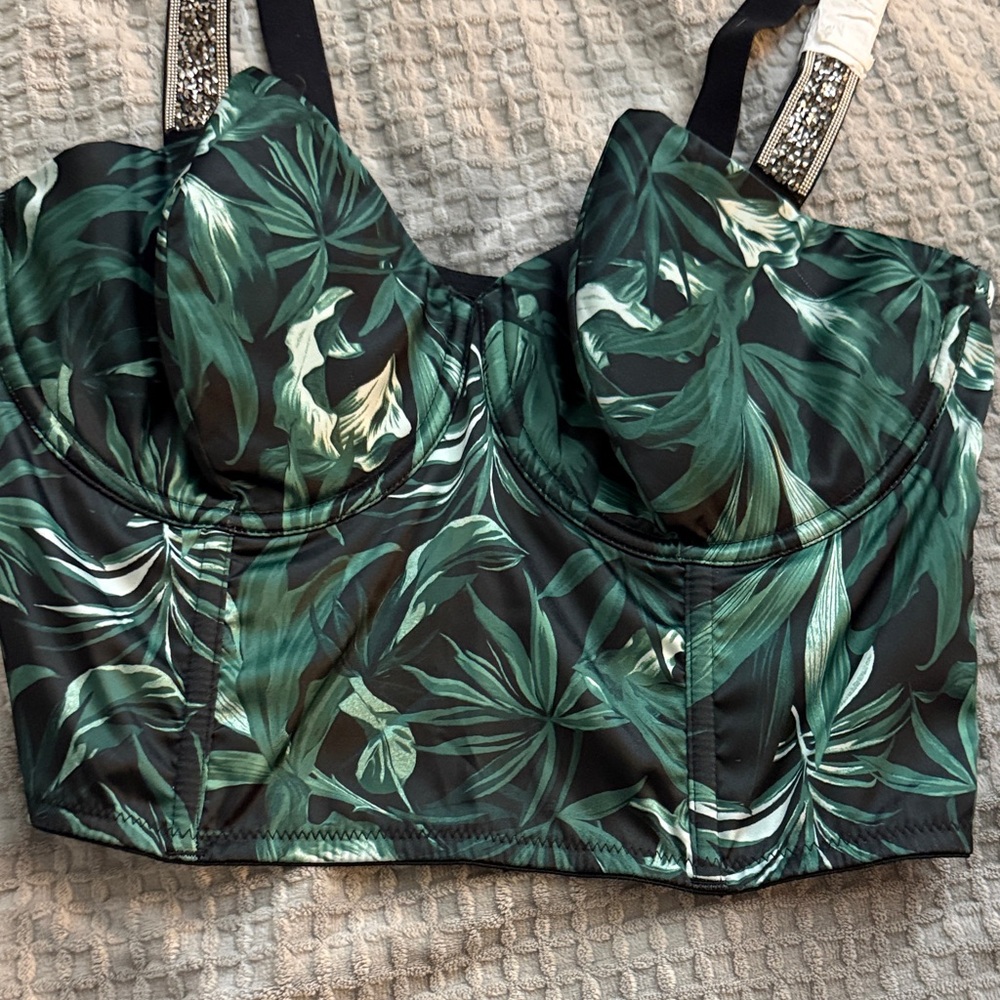 Victoria’s Secret Matching corset and panties sequin Print Lingerie Set - M 34DD - Picture 4 of 11